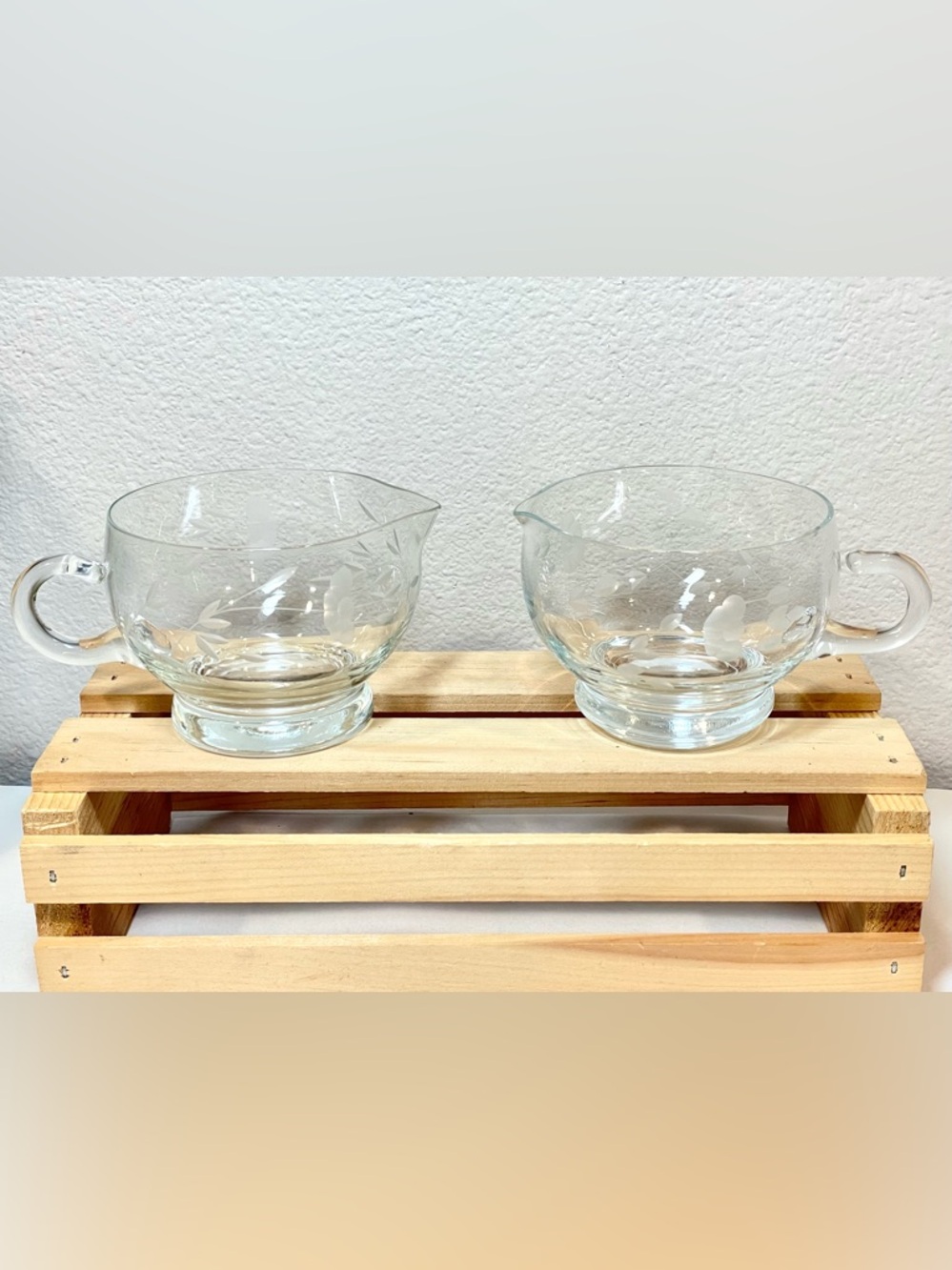☀️2/$20 (2) Princess House “Heritage” Etched Glass Creamers Mini Pitchers | EUC